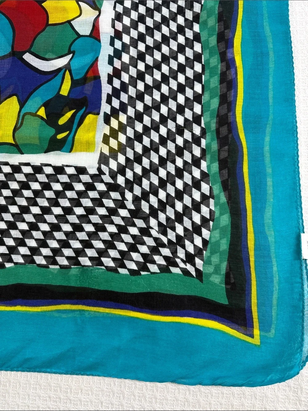 Colorful cotton scarf with geometric print made in India - Picture 4 of 7